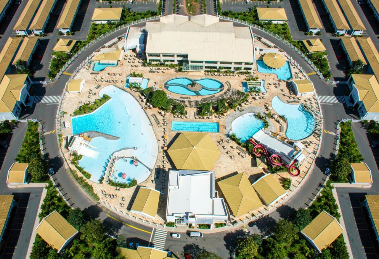 Lacqua Diroma Com Parque Aquatico 24 Apartment *