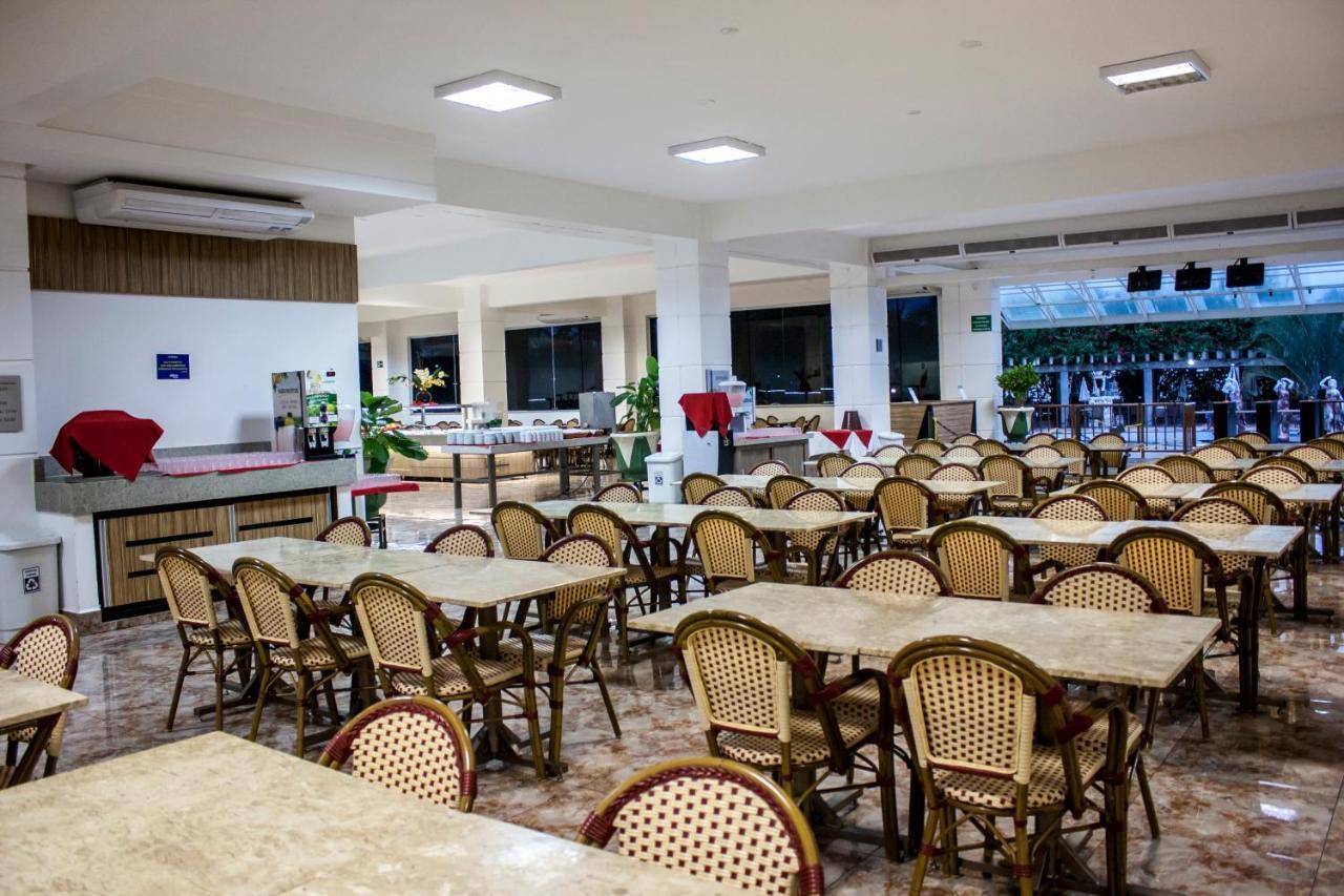 Lacqua Diroma Com Parque Aquatico 24 Apartment Caldas Novas